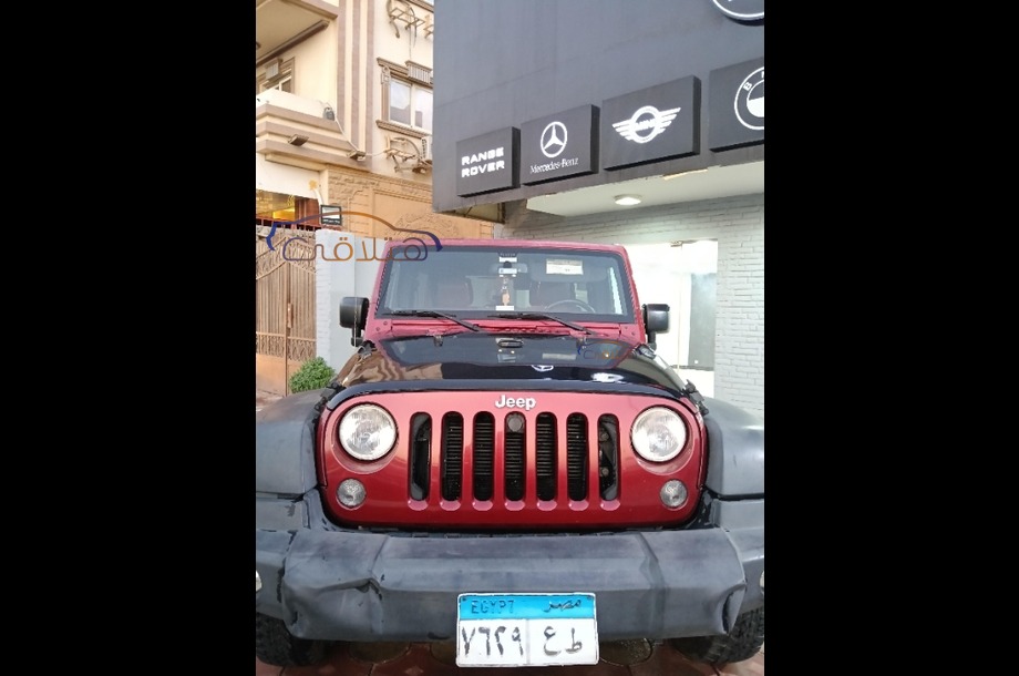 Wrangler Jeep احمر غامق