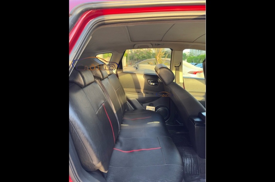 Qashqai Nissan Dark red