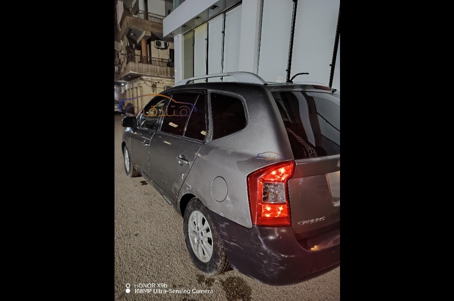 Carens Kia فيراني