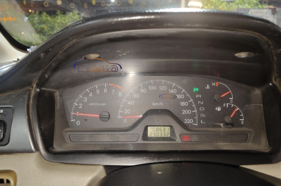 Lancer Puma Mitsubishi أسود