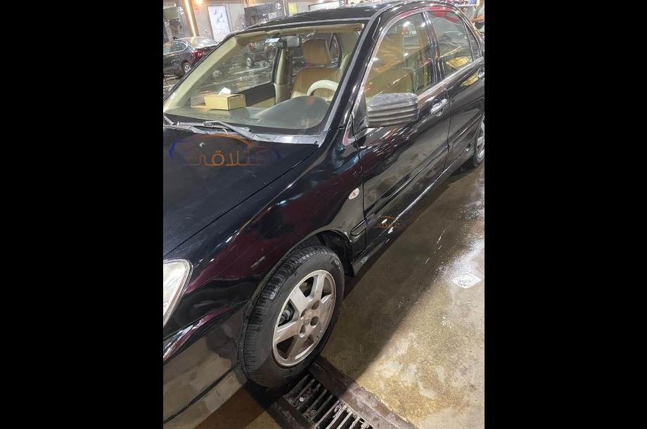 Lancer Puma Mitsubishi أسود