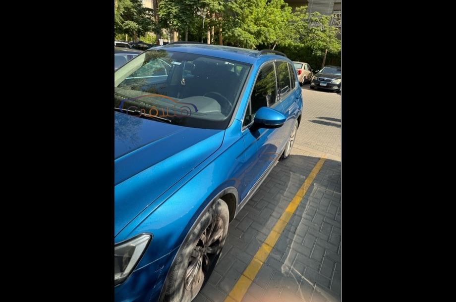 Tiguan Volkswagen أزرق