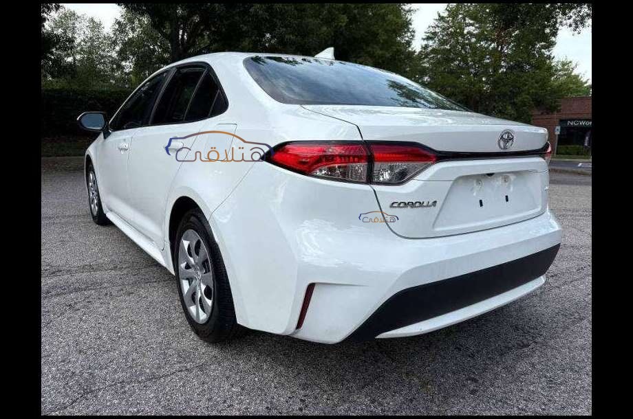 Corolla Toyota أبيض