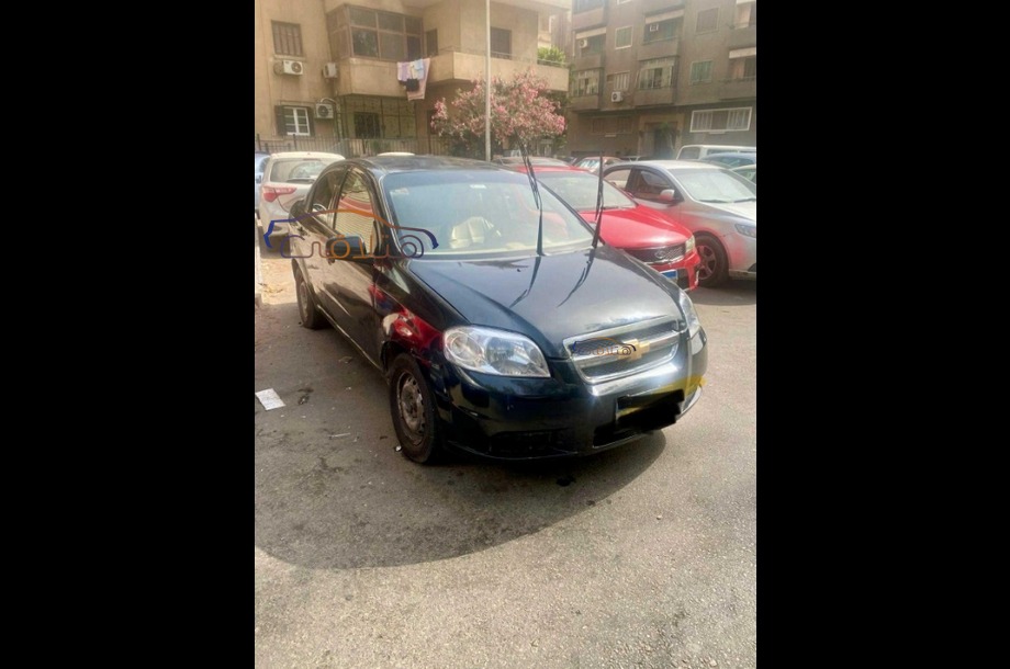 Aveo Chevrolet أسود