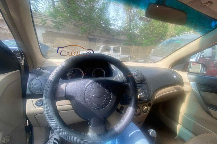 Aveo Chevrolet أسود