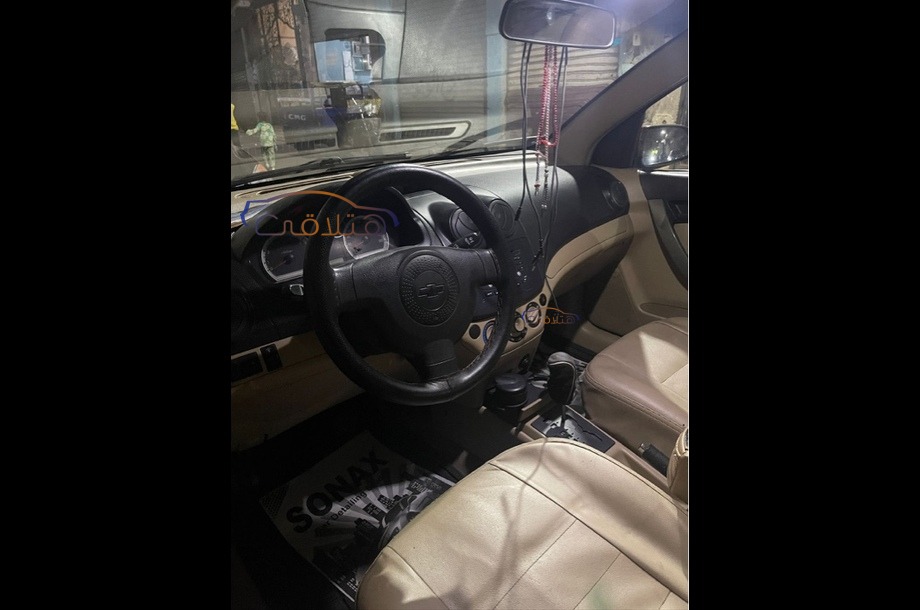 Aveo Chevrolet احمر