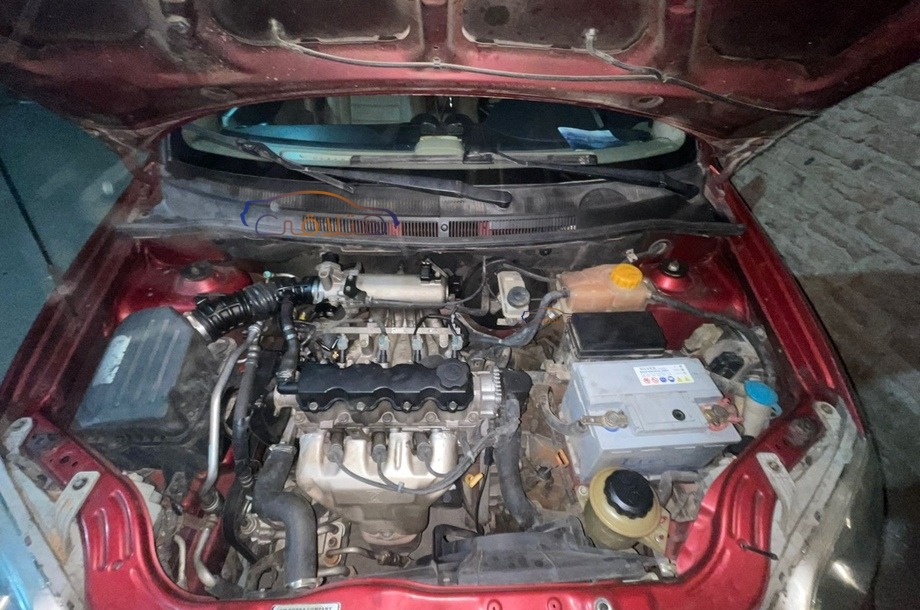 Aveo Chevrolet احمر