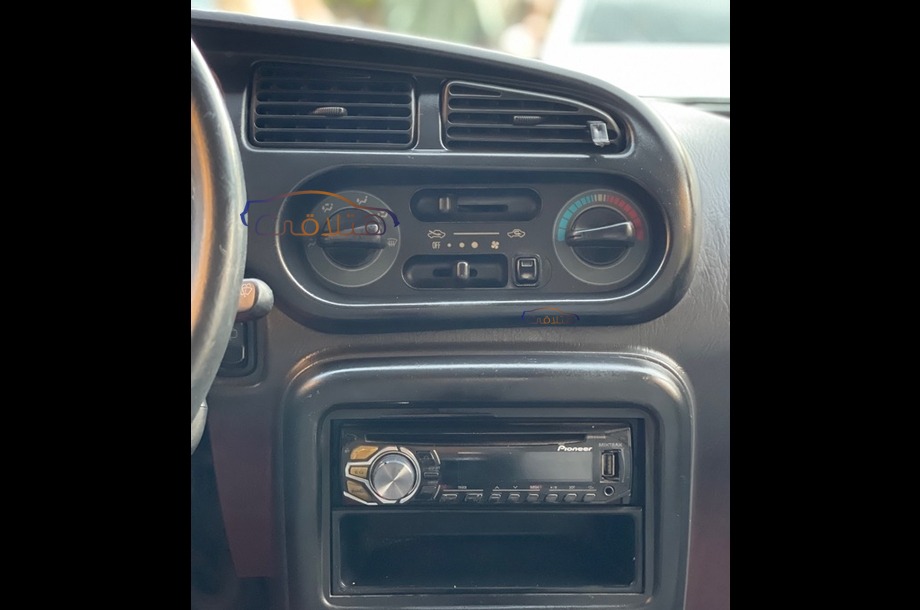 Mira Daihatsu الأزرق الداكن