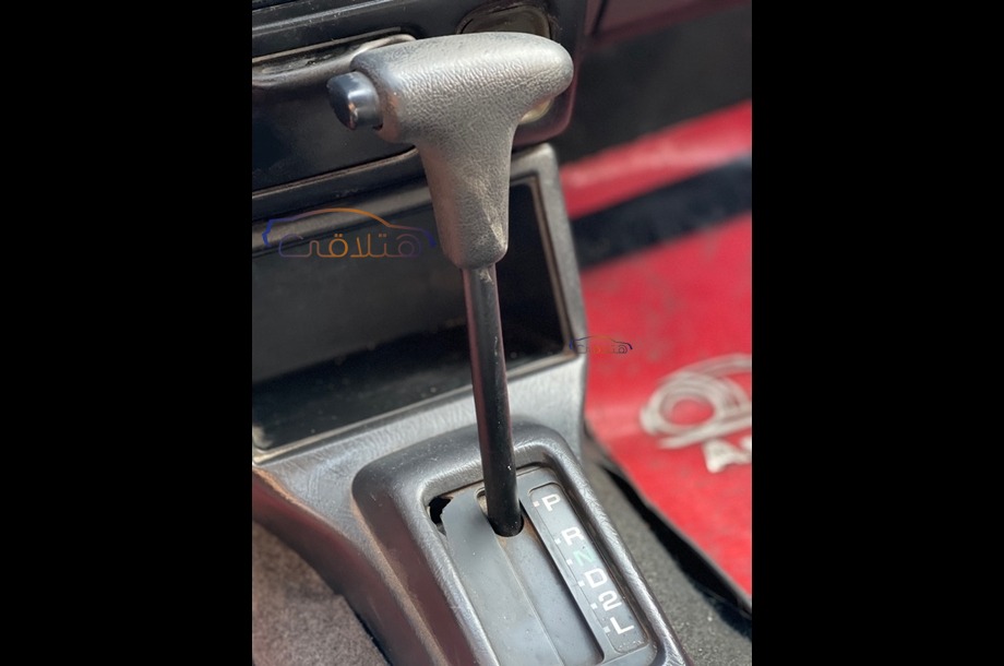 Mira Daihatsu الأزرق الداكن