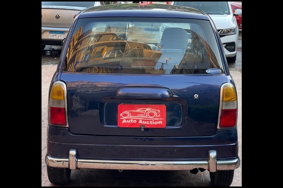 Mira Daihatsu الأزرق الداكن