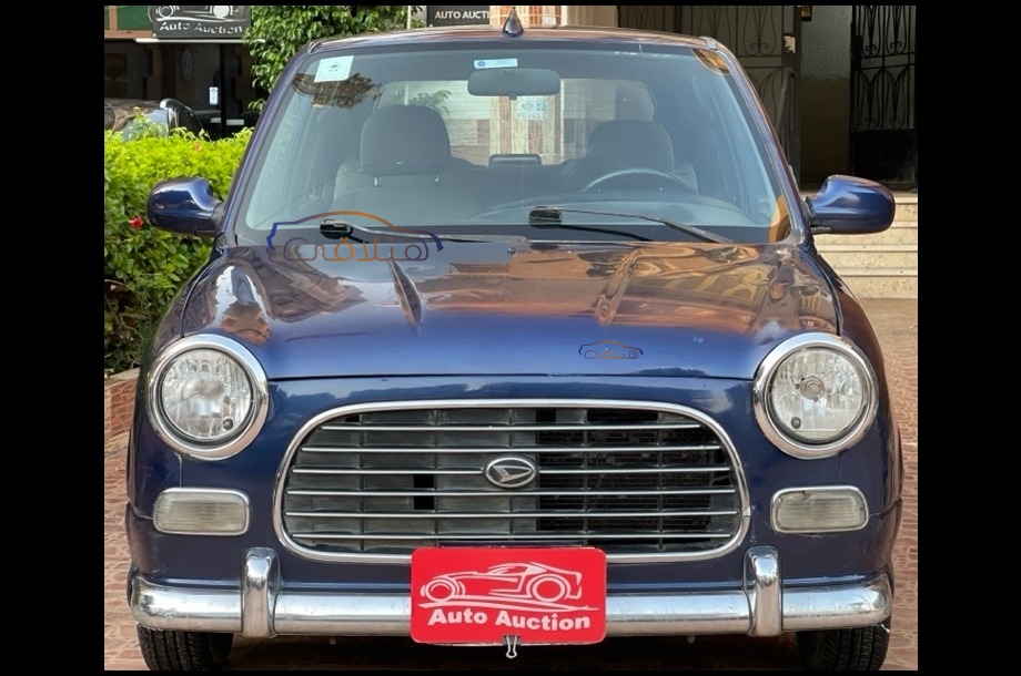Mira Daihatsu الأزرق الداكن