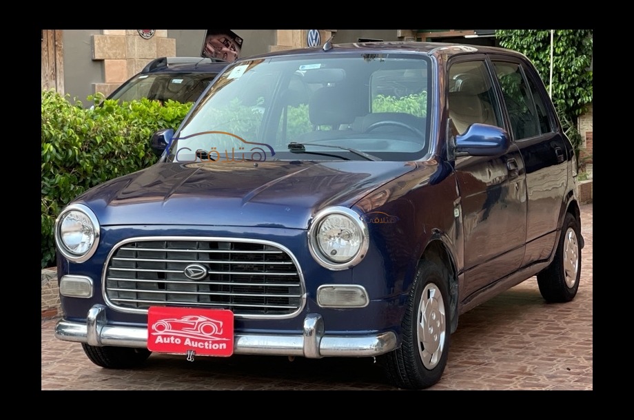 Mira Daihatsu الأزرق الداكن