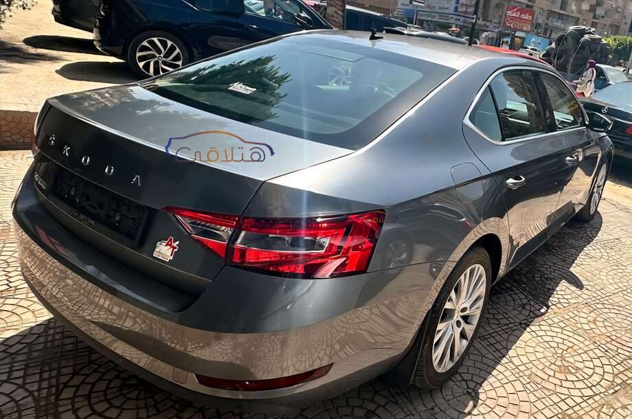 Superb Skoda فيراني