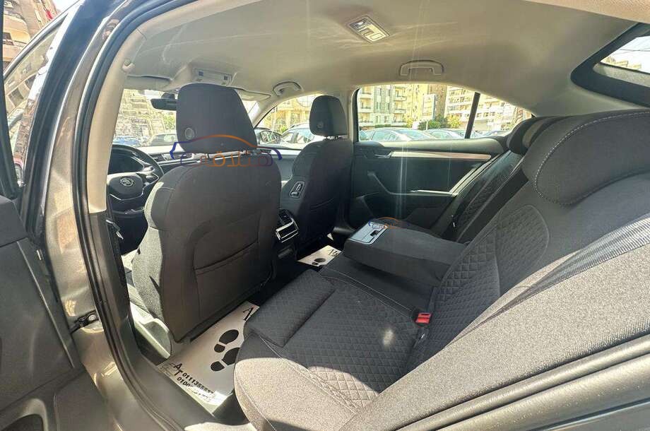 Superb Skoda فيراني