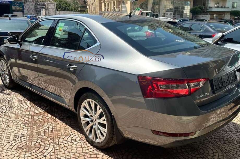 Superb Skoda فيراني