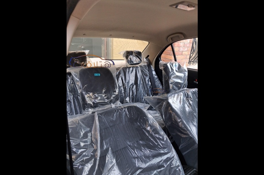 Dzire Suzuki احمر