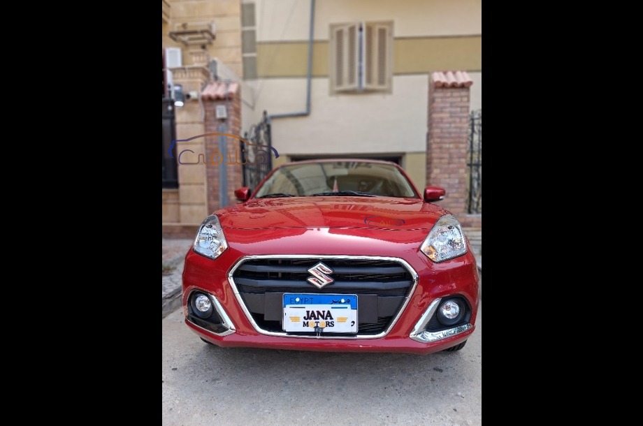 Dzire Suzuki احمر