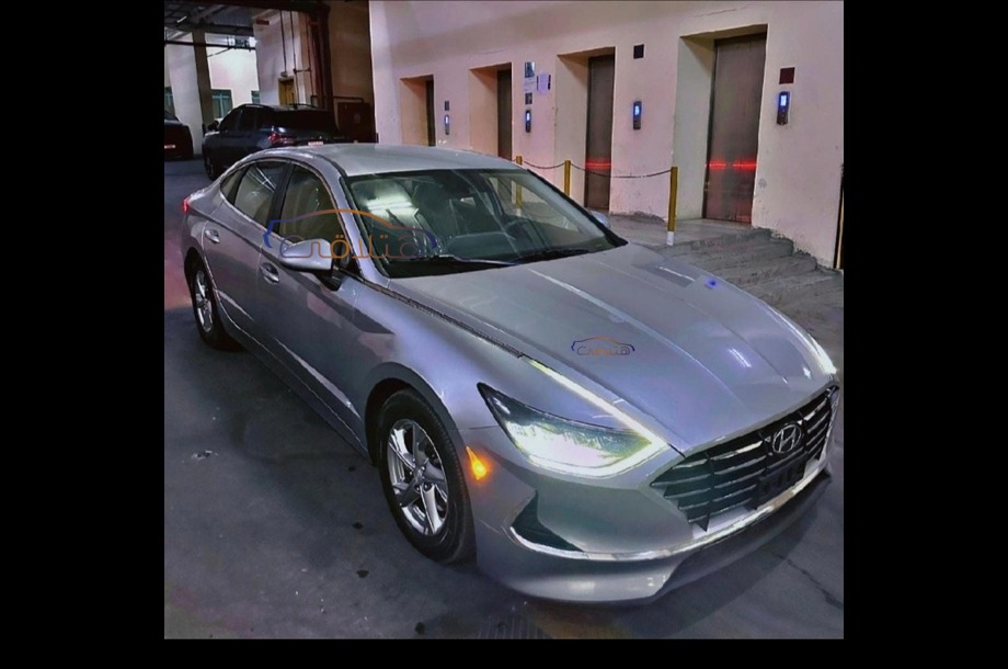 Sonata Hyundai فضي