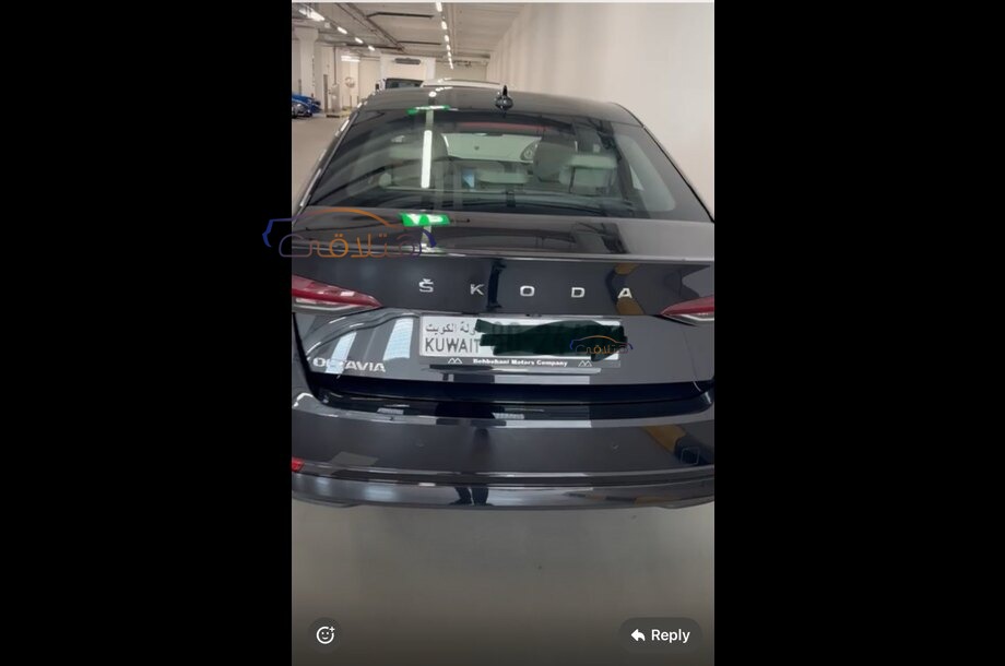 Octavia A8 Skoda أسود