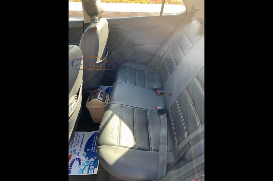 Grand i10 Hyundai Gold