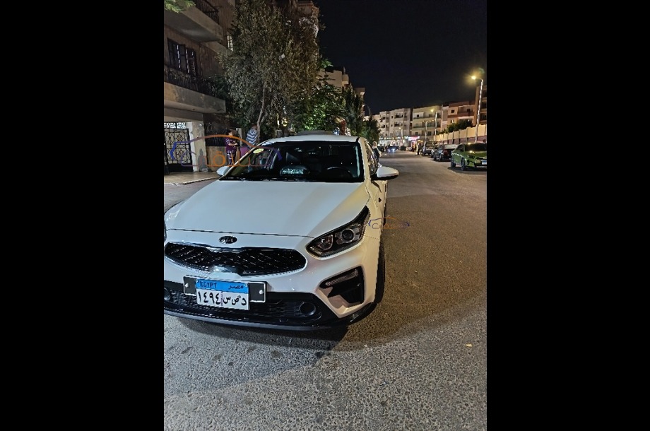K3 Kia أبيض
