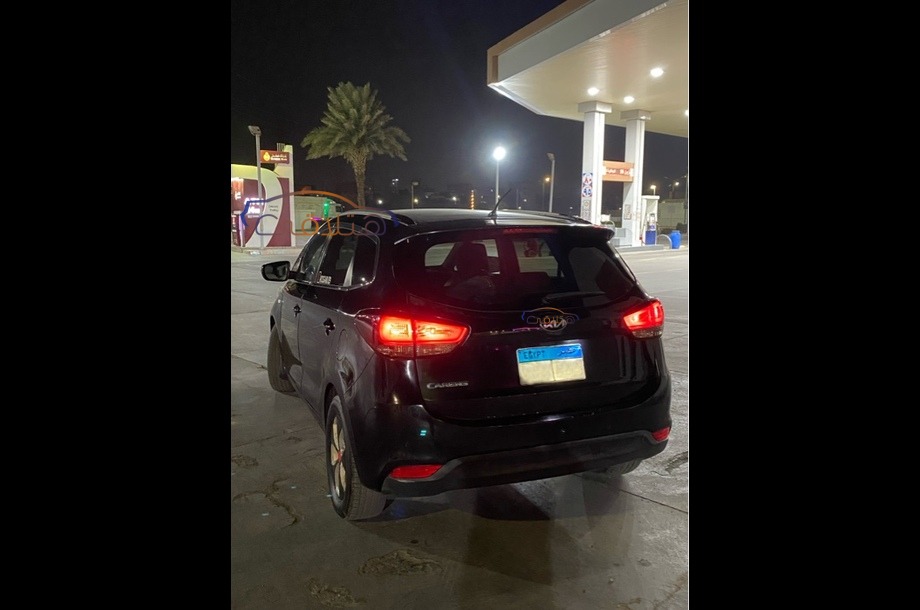 Carens Kia Black
