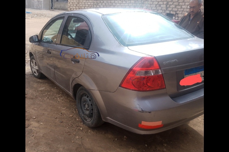 Aveo Chevrolet رمادي