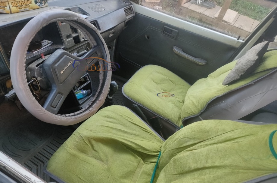 Maruti Suzuki أبيض