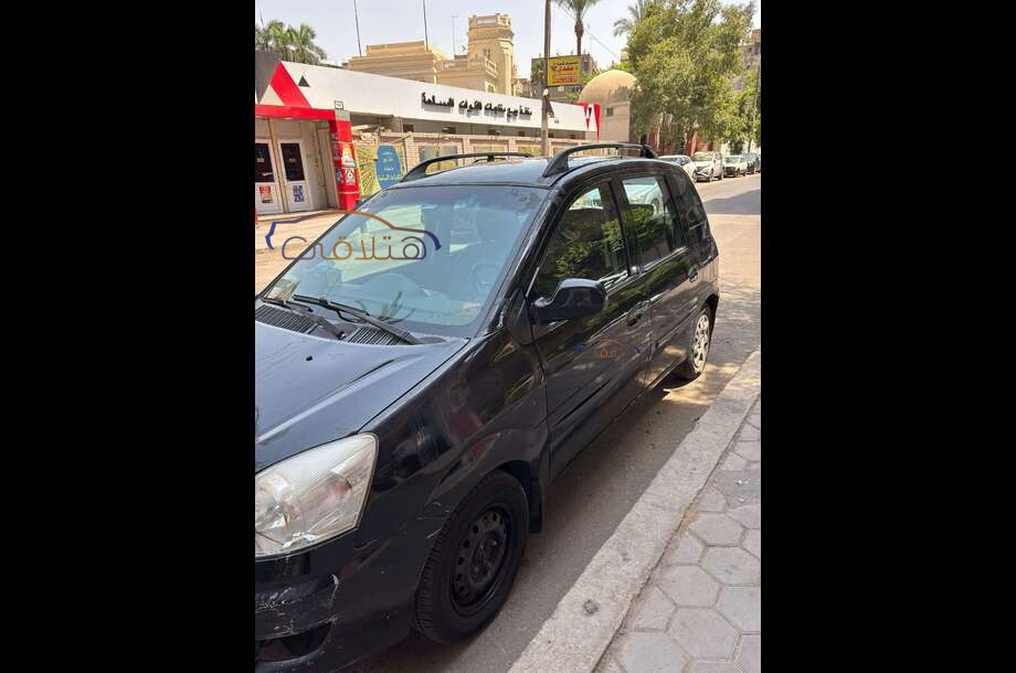 Matrix Hyundai أسود