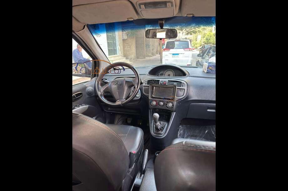 Matrix Hyundai أسود