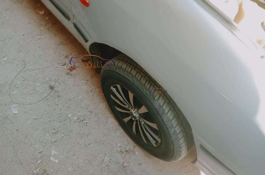 Excel Hyundai فضي