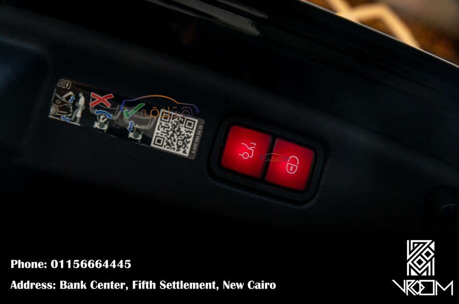 C 200 Mercedes أسود