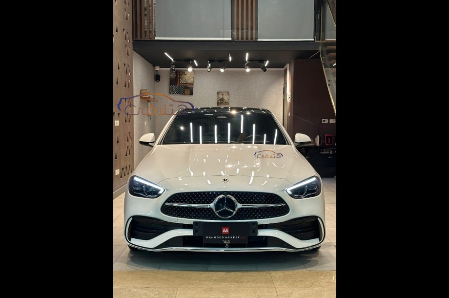 C 200 Mercedes أبيض