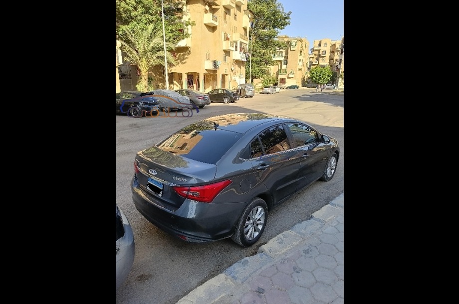 Arrizo 5 Chery رمادي