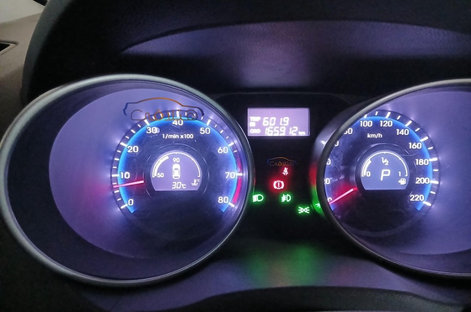 IX 35 Hyundai Dark grey