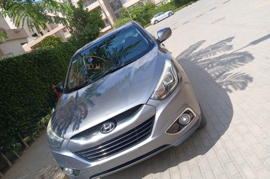 IX 35 Hyundai Dark grey