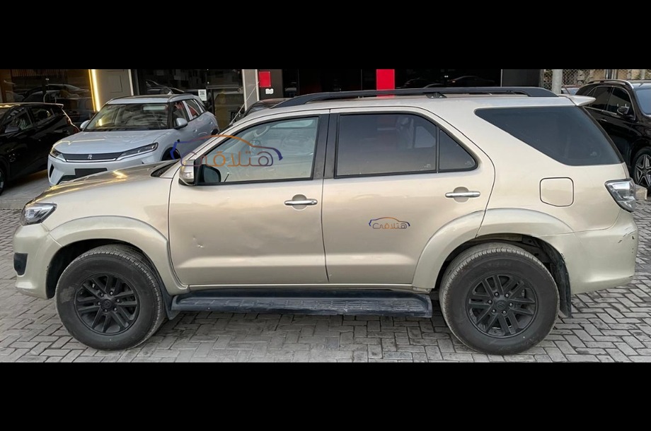 Fortuner Toyota فضي