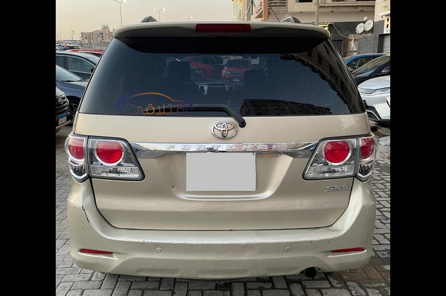 Fortuner Toyota فضي