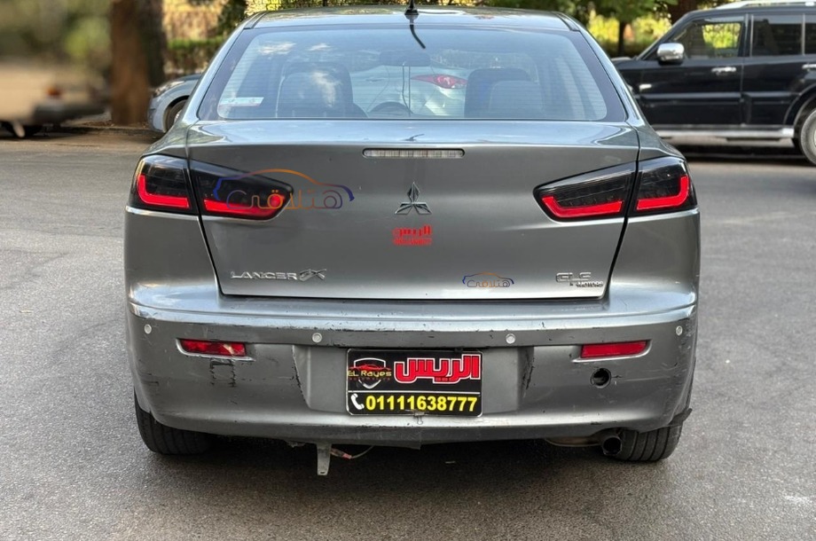 Lancer EX Shark Mitsubishi فضي