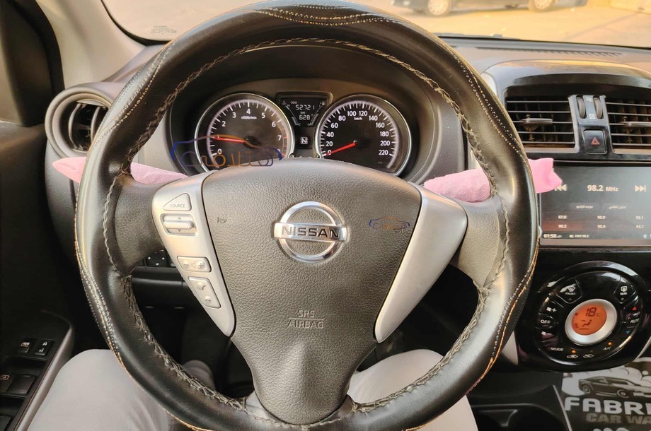 Sunny Nissan Bronze