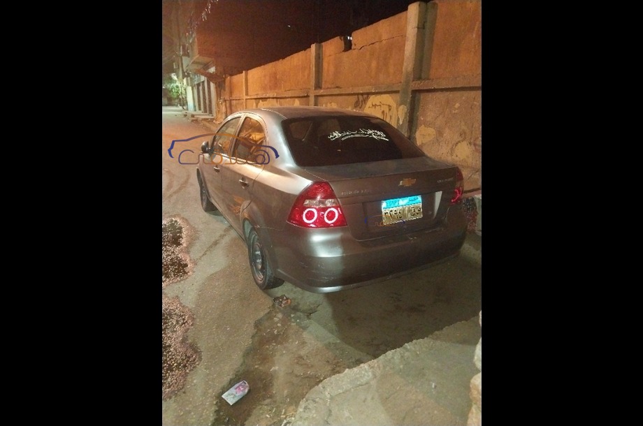 Aveo Chevrolet رمادي