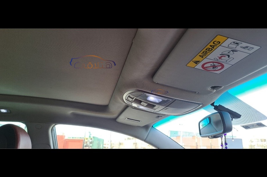 Tucson Hyundai أسود