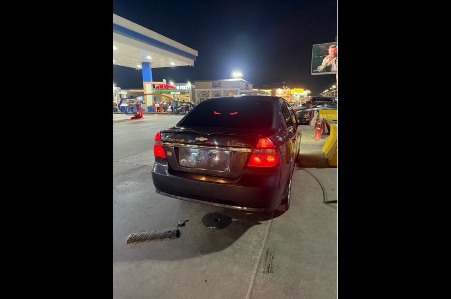 Aveo Chevrolet Dark blue