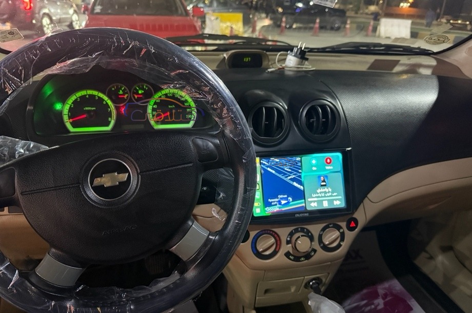 Aveo Chevrolet Dark blue