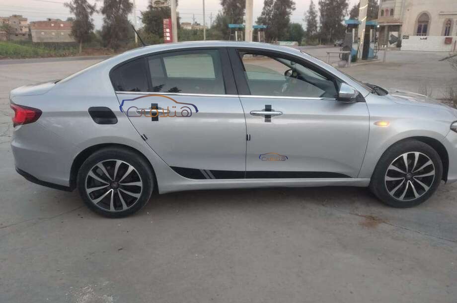 Tipo Fiat فضي