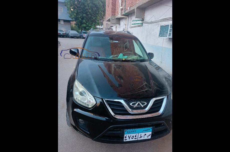 Tiggo 3 Chery أسود