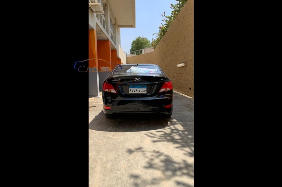 Accent RB Hyundai Black