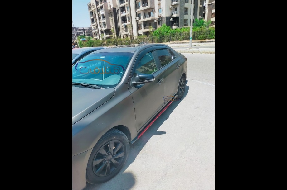 Optra Chevrolet رمادي