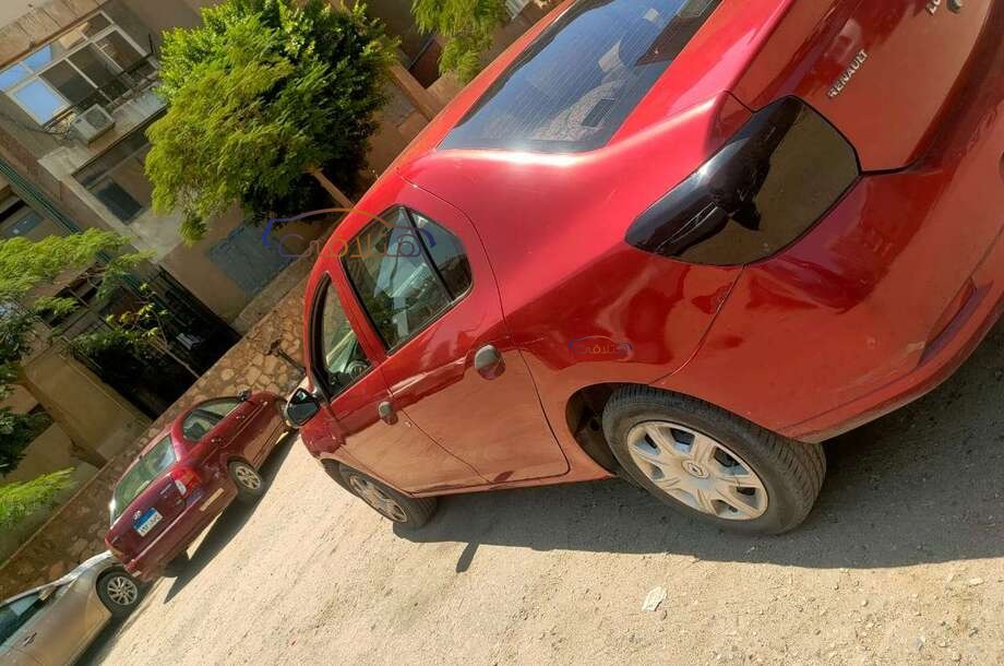 Logan Renault احمر