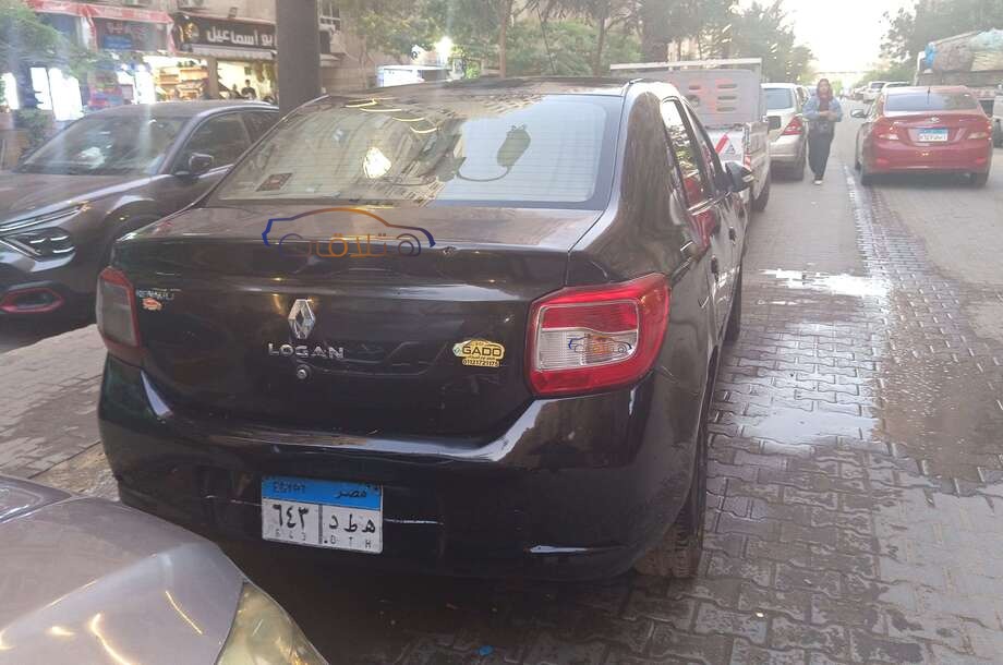 Logan Renault Black